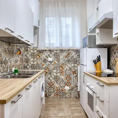 Saint Paul - Roma3 Apartmán *